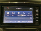 純正メモリーナビとバックカメラ付☆bluetoothオーディオでドライブも好きな音楽を聴いて楽しめます。TV視聴も可能です☆