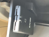 ETC車載器(高速道路の利用時に 料金所の通過をスムーズに行うために自動で料金を精算するシステム)