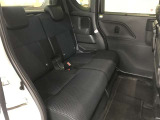 ゆとりある広々とした車内空間は、ドライブを始め買い物やレジャーなど、幅広く活躍します。一人でもみんなとでもお出かけを楽しみましょう!