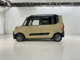両側パワースライドドア付きだから、狭い駐車スペースなどでの 乗り降りラクラク!小さなお子さまのいるご家庭には嬉しい装備。
