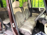 運転席シート廻りは使用感も少なく、良好な状態となっています。丁寧に使われていたことがよくわかりますね。