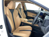 【内装】&ldquo;F SPORT&rdquo;専用本革/F SPORT&rdquo;専用ヘーゼル/ダークスピンアルミ