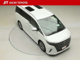 両側パワースライドドア付きだから、狭い駐車スペースなどでの乗り降りラクラク♪小さなお子さまのいるご家庭には嬉しい装備です。