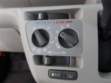 トヨタカローラ千葉は、県内新車販売50店舗(整備工場付き)・中古車販売9店舗でカーライフをサポートいたします。