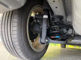 お車を安心してお乗りいただく為には、足回りの定期点検が欠かせません。サービスサポート(有償保証)では無料点検もご提供しており、安心のカーライフをお過ごしいただけるサポート体制が整っています。
