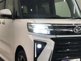 LEDヘッドライトです。デザイン性がよくとても明るいので、夜間の走行や悪天候でも安心です。しかも長寿命!