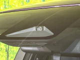 【トヨタセーフティセンス】走行中に前方の車両等を認識し、衝突しそうな時は警報とブレーキで衝突回避と被害軽減をアシスト。より安全にドライブをお楽しみいただけます。