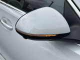 納車前整備は、メルセデスベンツ国際認定メカニックによる最新の検査ライン等の施設が充実した当社工場で入念に行います。メルセデス・ベンツの定める厳しい基準をクリアしたお車のみをご案内させて頂きます。