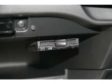 ETC車載器はグローブボックス内にスッキリと収まっています。