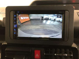 バックガイドモニターで、後方を確認しながら安心して駐車することができます。運転初心者も熟練者も必須の機能ですよ!