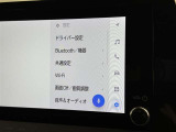 ディスプレイオーディオを装備。スマホとクルマをつなぐことで、これまでのナビに加えて、いろんなサービスが楽しめます。