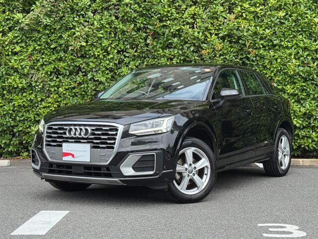 Q2 1.0 TFSI スポーツ