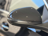 納車前整備は、メルセデスベンツ国際認定メカニックによる最新の検査ライン等の施設が充実した当社工場で入念に行います。メルセデス・ベンツの定める厳しい基準をクリアしたお車のみをご案内させて頂きます。