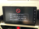 【9インチディスプレイオーディオ】お手持ちのスマートフォンとの連携で、ナビや音楽再生など各種アプリを使用可能。スマホに近い感覚でお使いいただけます♪