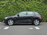 Q2 1.0 TFSI スポーツ 