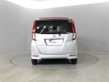 中古車の内外装の状態などをひと目で分かるよう、プロの検査員が実施した「車両検査証明書」をご用意しています。