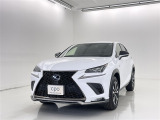 「NX300h F SPORT」入荷いたしました。ボディーカラーは&ldquo;ホワイトノーヴァガラスフレーク&rdquo;です。