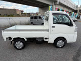 JR豊野駅から車で5分です。電車でお越しの際は、事前にご連絡を頂ければ駅までお迎えに参ります。
