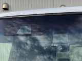 【ホンダセンシング】走行中に前方の車両等を認識し、衝突しそうな時は警報とブレーキで衝突回避と被害軽減をアシスト。より安全にドライブをお楽しみいただけます。