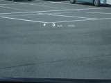 カラーヘッドアップディスプレイ付き。少ない視線移動で情報を確認できるので、運転の疲労軽減に繋がりますよ♪