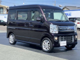 エマージェンシーブレーキ(衝突被害軽減ブレーキ)、フロントカメラが車両や歩行者を検知し警告音と共に衝突回避、軽減をアシストしてくれます。