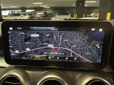 バックカメラにより駐車時の後方確認も楽にできます。