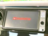 【純正ナビ】人気の純正ナビを装備しております。ナビの使いやすさはもちろん、オーディオ機能も充実!キャンプや旅行はもちろん、通勤や買い物など普段のドライブも楽しくなるはず♪