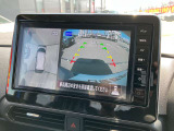 【アラウンドビューモニター】はまるで上から見ているような視点で周囲を確認できます!駐車が苦手な方でも安心して駐車できますね♪