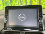 【大画面ナビ】人気の大型9インチナビを装備。存在感のある大画面はインパクト大!ナビ利用時のマップ表示は見やすく、テレビやDVDは臨場感がアップ!いつものドライブがグッと楽しくなります♪