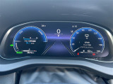 店舗にて現車の確認もいただけますので、お電話で在庫のご確認の上是非ご来店くださいませ。