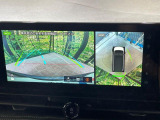 【アラウンドビューモニター】専用のカメラにより、上から見下ろしたような視点で360度クルマの周囲を確認することができます☆死角部分も確認しやすく、狭い場所での切り返しや駐車もスムーズに行えます。
