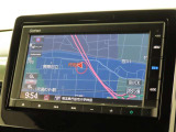 ホンダ純正7インチナビVXM-215Ciを装備しております。