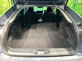 後席を格納すると、これだけの広さが!シーンに合わせたシートアレンジで、大きな荷物も積むことが出来ます♪