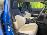 運転席シート廻りは使用感も少なく、良好な状態となっています。前オーナー様が丁寧に使っていたことがよくわかりますね。