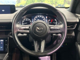 【純正革巻きステアリング】上質な革を使用することで、手にしっかり馴染みとても運転しやすいハンドルです♪
