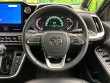【純正革巻きステアリング】上質な革を使用することで、手にしっかり馴染みとても運転しやすいハンドルです♪