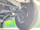 お車を安心してお乗りいただく為には、足回りの定期点検が欠かせません。サービスサポート(有償保証)では無料点検もご提供しており、安心のカーライフをお過ごしいただけるサポート体制が整っています。