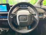 【純正革巻きステアリング】上質な革を使用することで、手にしっかり馴染みとても運転しやすいハンドルです♪