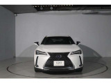 レクサスの厳しい基準とは、まず修復歴の車はございません。初年度7年未満、10万キロ未満など90項目にも及ぶチェックを行い、その基準をクリアした上質なお車だけを展示しております。