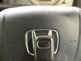 【キーレス】少し離れた場所からでもボタン一つでドアの開錠・施錠ができるのでとっても便利!ドアの鍵穴周りに傷をつけることもありません♪