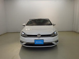 VWは小さな車も、大きな車も、平等です。クラスによって品質や安全性に差を付けない。ボディ剛性と精度、重厚なドアの音はどの車種も共通です。是非一度体感してみて下さい。