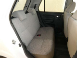 ゆとりある広々とした車内空間は、ドライブを始め買い物やレジャーなど、幅広く活躍します。一人でもみんなとでもお出かけを楽しみましょう!