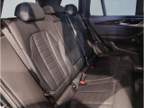 【エアバック】BMWのエアバックやその他の安全装備は、互いに補完しあう事で徹底した安全性を貫きます。万一の事故の際にそれぞれ最適な保護を提供してくれます!