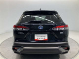 バックカメラが付いているので後方確認が非常にしやすいです。今や運転初心者も熟練者も必須装備!ついていて損はないですね♪