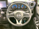 【ステアリングスイッチ】運転中、前方から目線をそらすことなく、オーディオ等の操作が可能な便利機能!安心&快適なドライブを演出してくれます♪