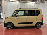 【スマートアシスト搭載車】 衝突回避支援ブレーキ機能(対車両・歩行者)、衝突警報機能(対車両・対歩行者)、誤発信抑制制御機能などの機能で安全な運転をサポートします。