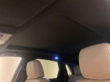 XT5クロスオーバー ラグジュアリー 4WD 本革シート