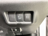 オートマチックハイビームとは、先行車や対向車のライトを認識し、ハイビームとロービームを自動で切り替える機能です。夜道の視界を確保します。詳細は販売店スタッフまでおたずねください。