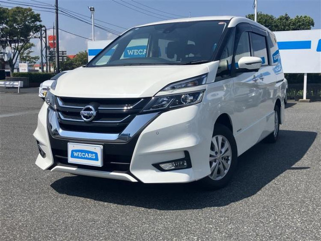セレナ 2.0 ハイウェイスター VセレクションII 4WD 
