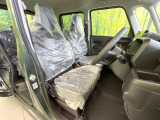 運転席シート廻りは使用感も少なく、良好な状態となっています。丁寧に使われていたことがよくわかりますね。